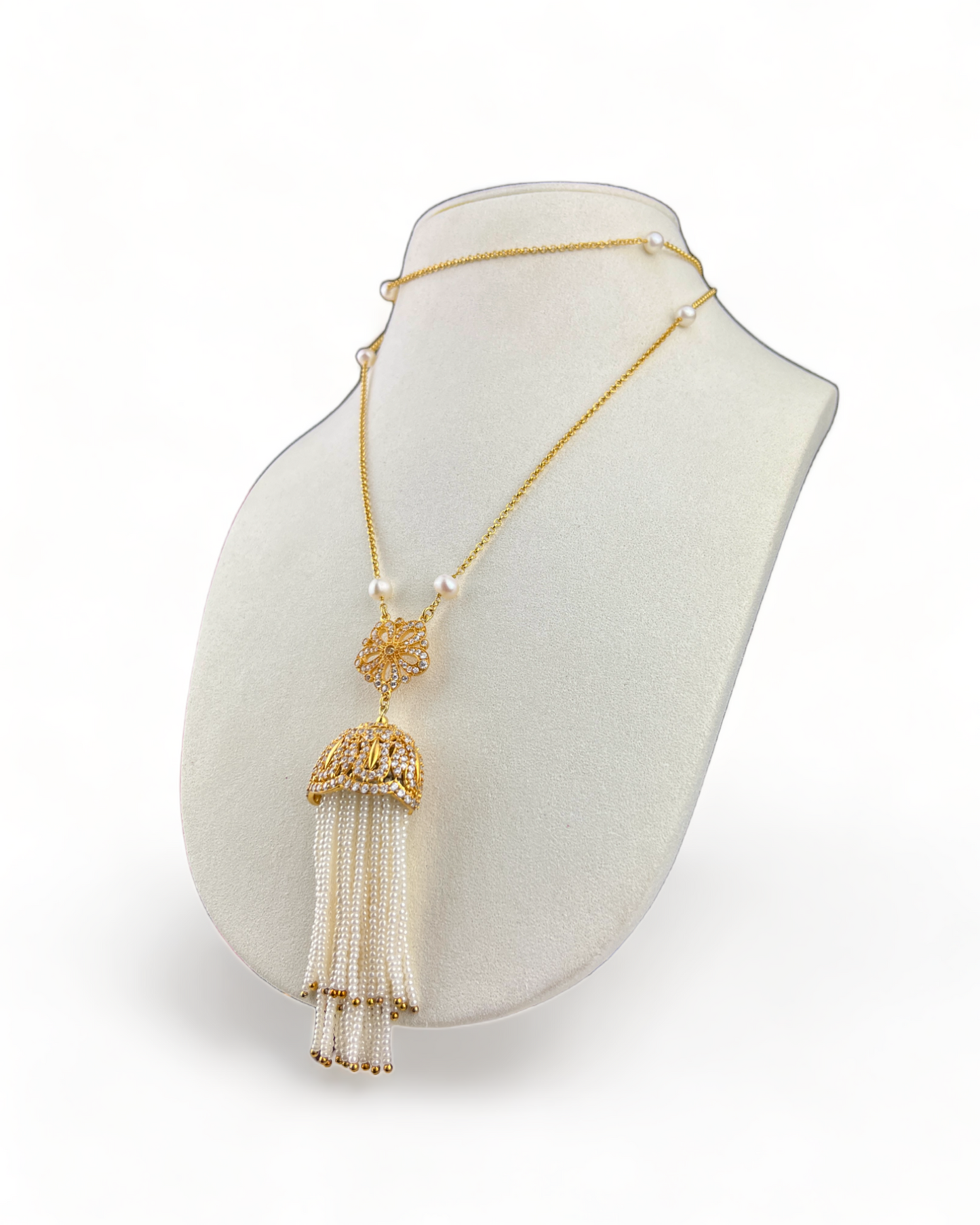 Silver Necklace with Pearls