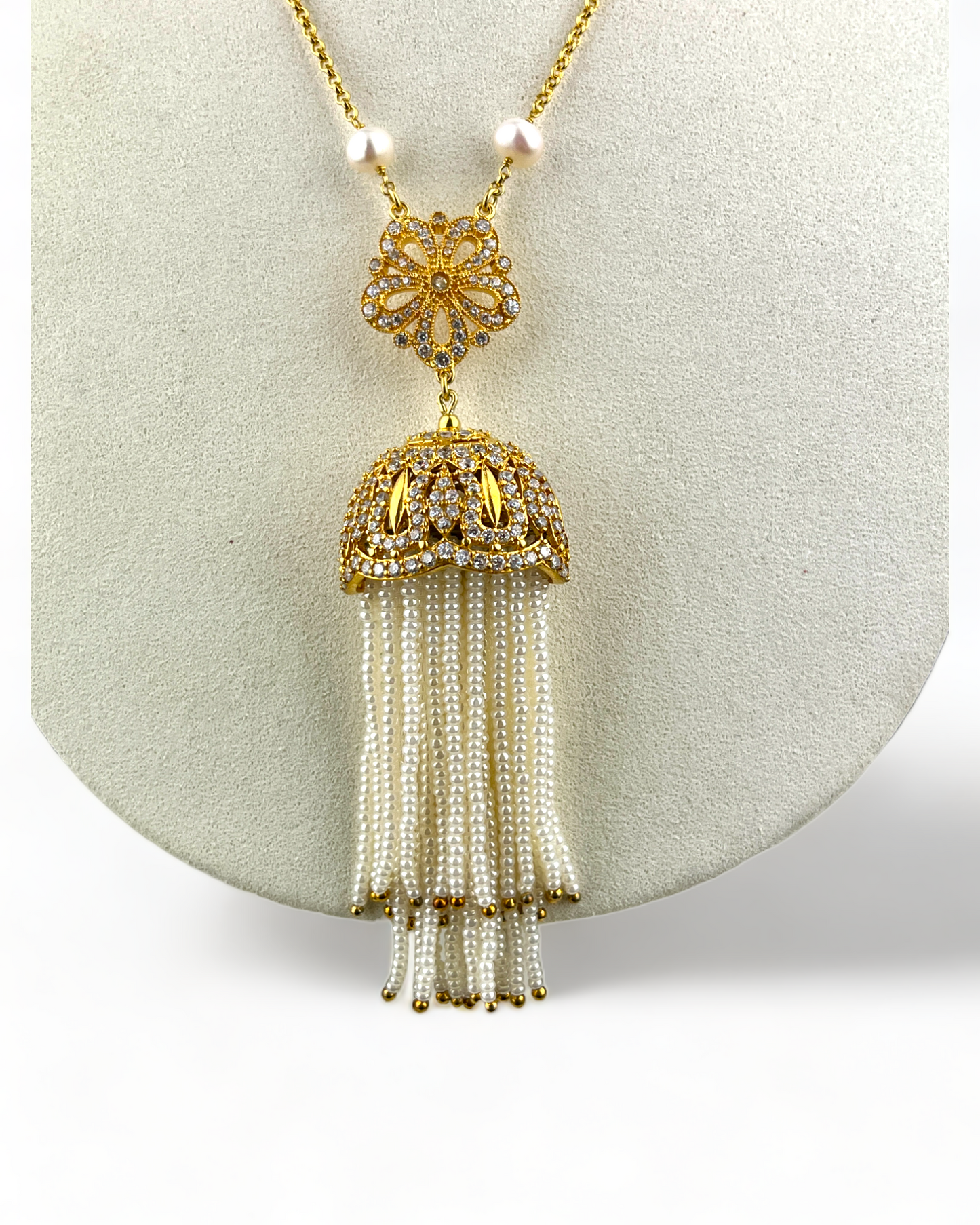 Silver Necklace with Pearls