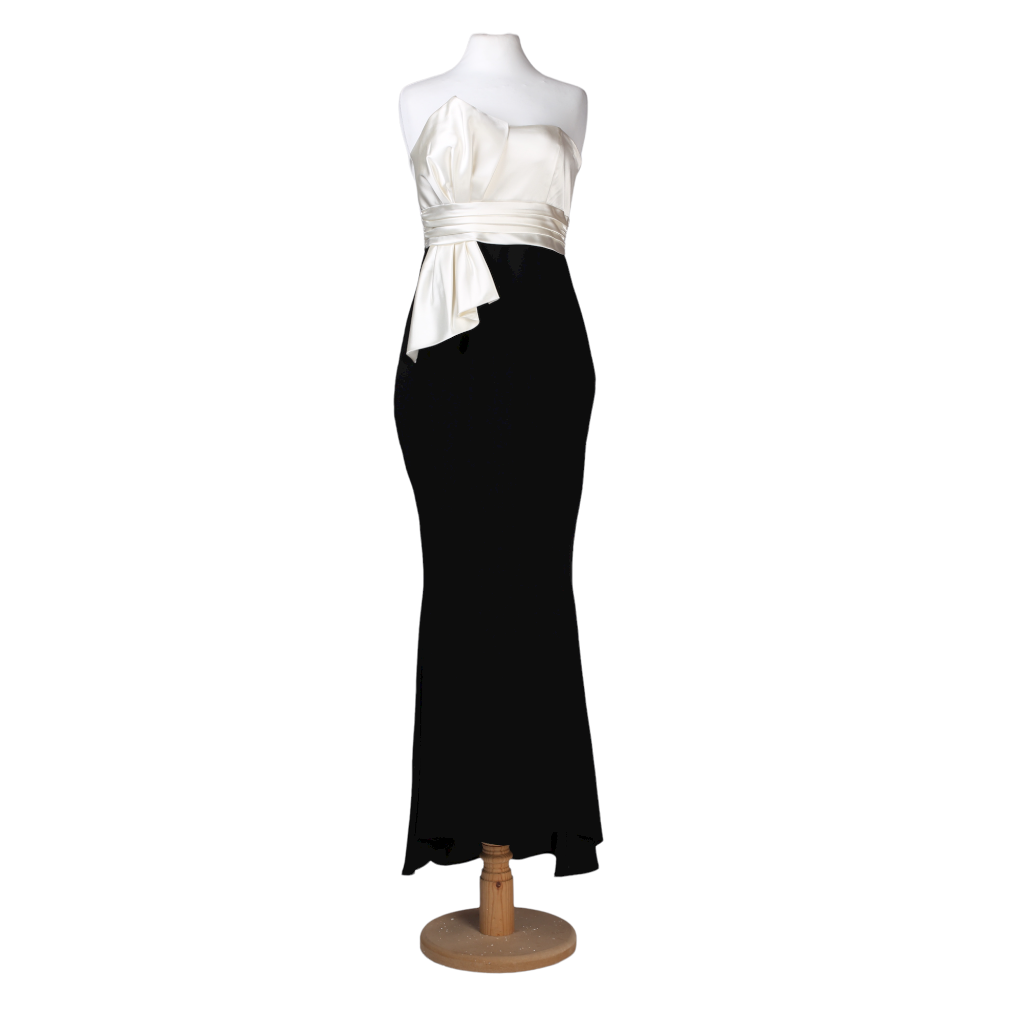 David Meister Long Evening Gown SO. by Sora David Meister Long Evening Gown SO. by Sora