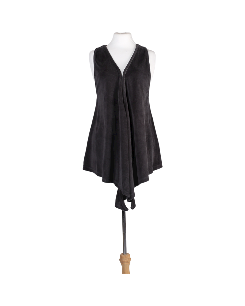 سترة مطرزة باللون الرمادي من متجر تيكيلا سولو