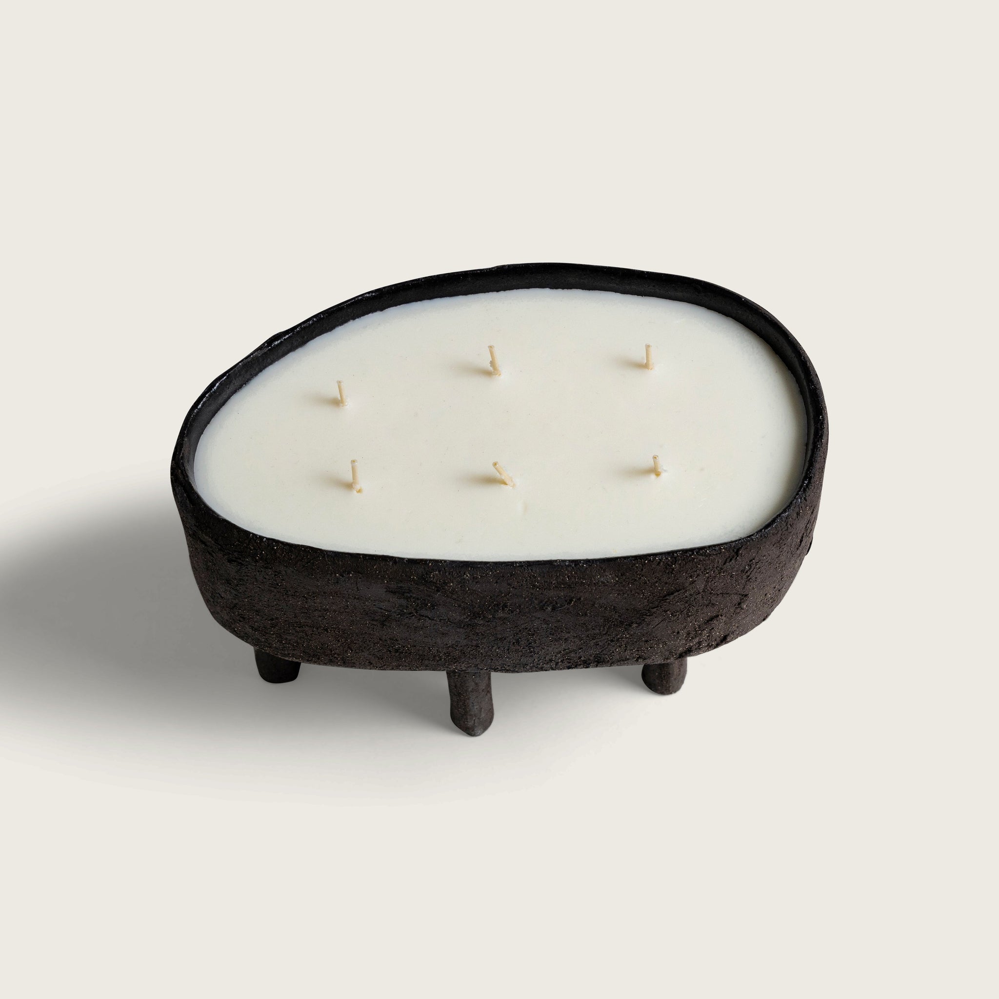 Studio Fanj Stiria Candle Black