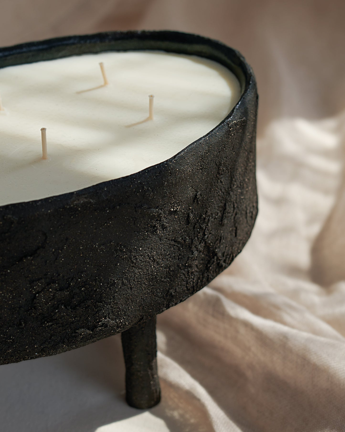 Studio Fanj Stiria Candle Black