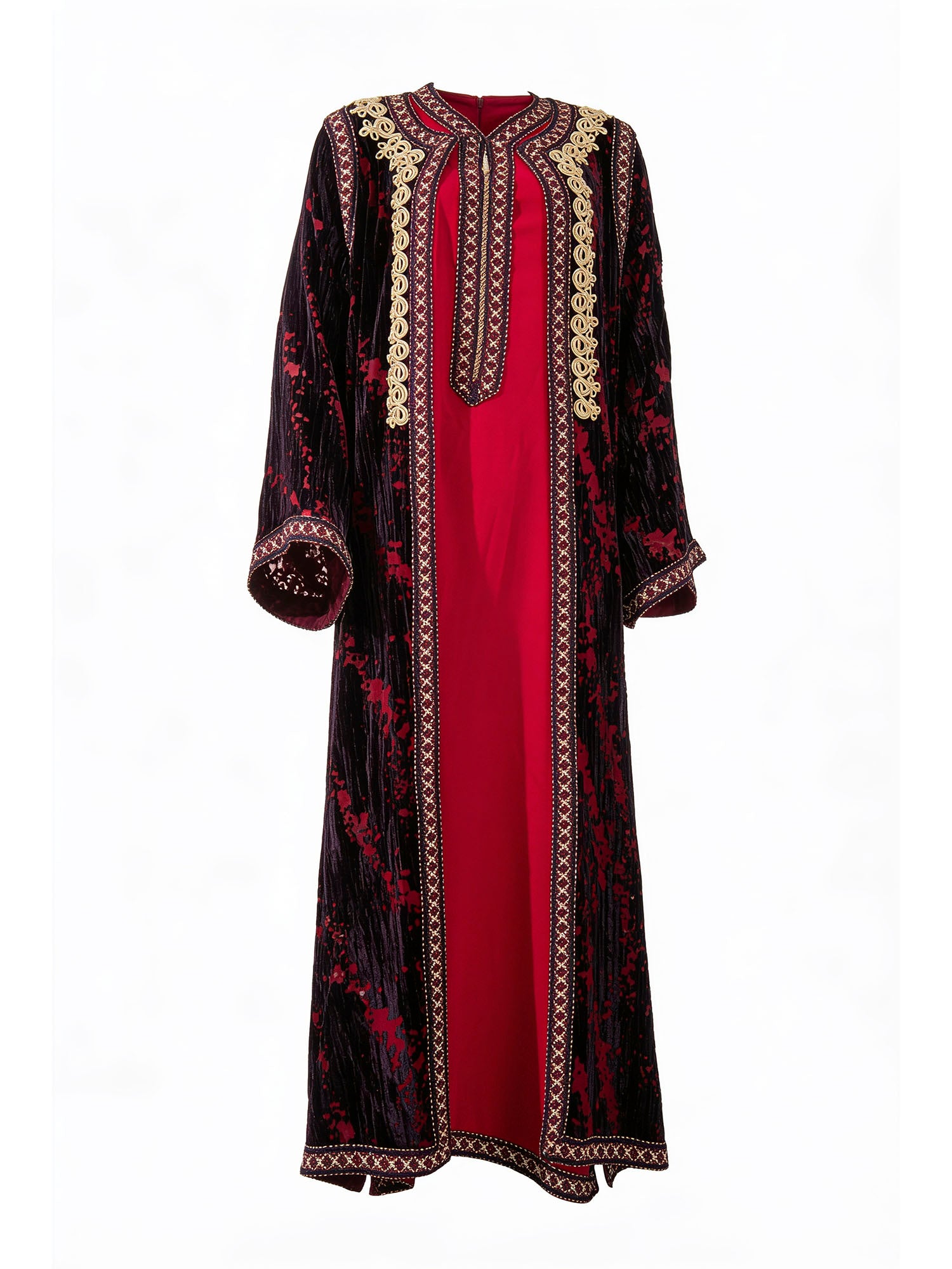 Merveilles du Beldi burgundy velvet takchita front — luxury Moroccan dress Saudi Arabia | SO. by Sora