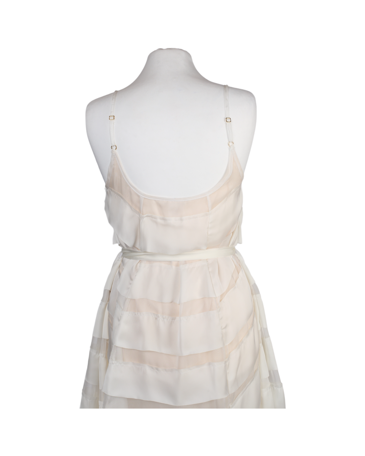 فستان صيفي قصير باللون الأبيض من متجر إيسلي